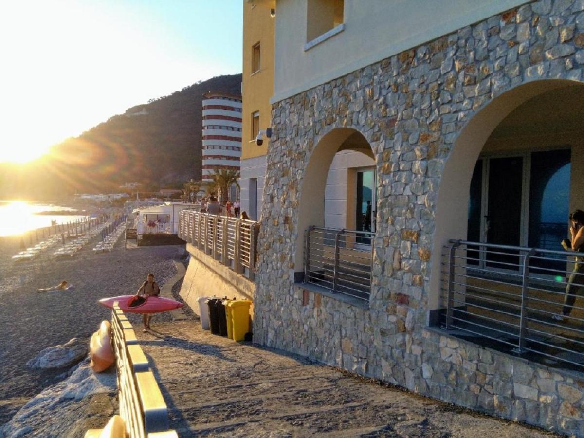 Il Nido Di Alice Apartman Chiavari Kültér fotó